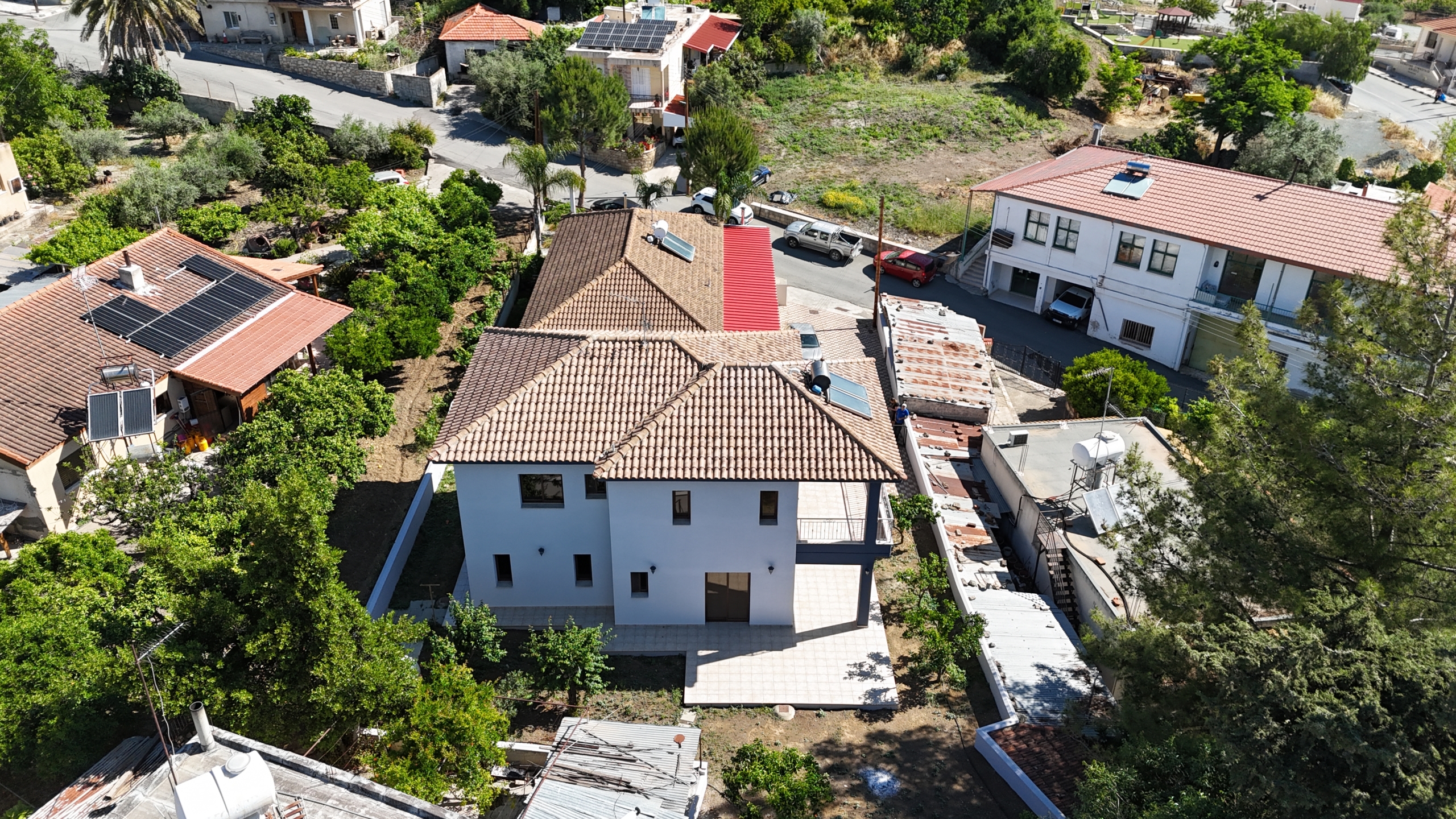 Bright 4-Bedroom Detached House with Mature Fruit Garden for Sale, Apsiou, Limassol