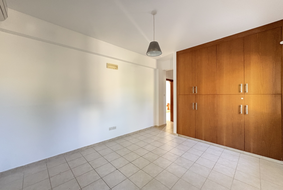 Bright 4-Bedroom Detached House with Mature Fruit Garden for Sale, Apsiou, Limassol