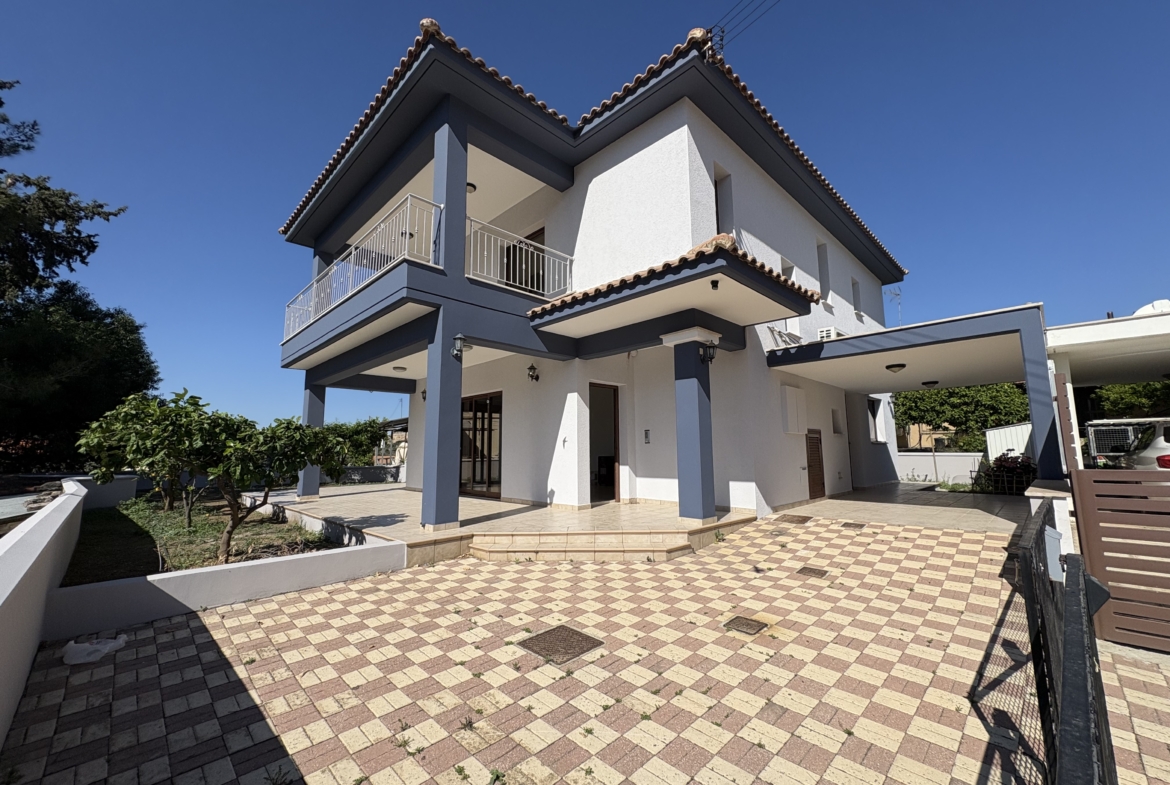Bright 4-Bedroom Detached House with Mature Fruit Garden for Sale, Apsiou, Limassol