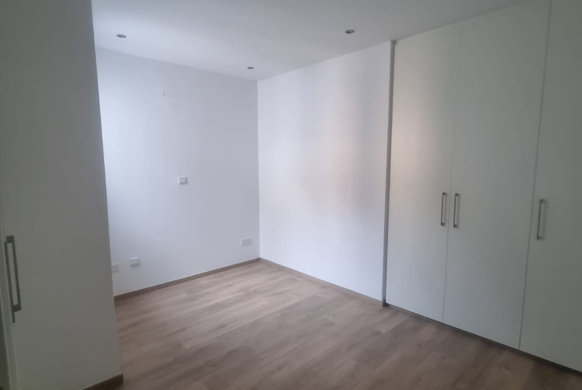 Beautiful 3-Bedroom Upper House with Roof Garden for Rent, Kato Polemidia, Limassol