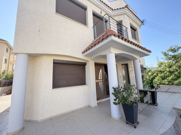 Spacious 4 – Bedroom House For Rent, Zakaki, Limassol