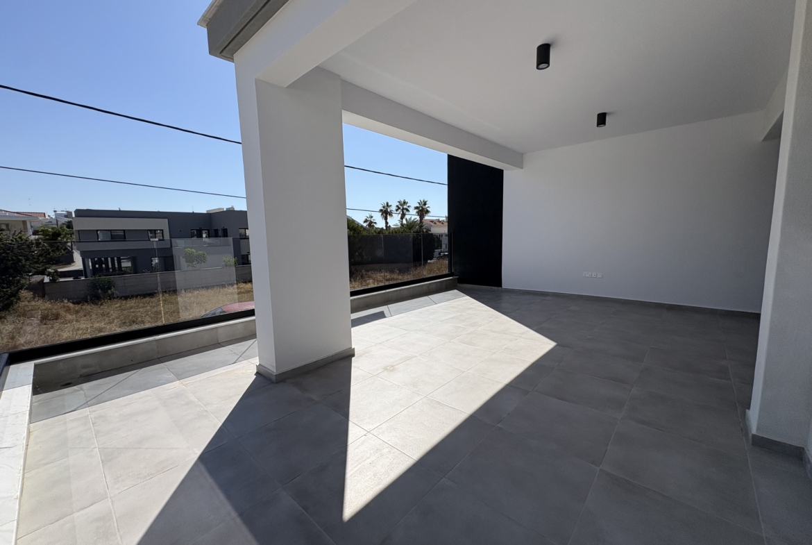 Key Read 2 – Bedroom Apartment with Expansive Outdoor Living Space for Sale, Ekali, Limassol
