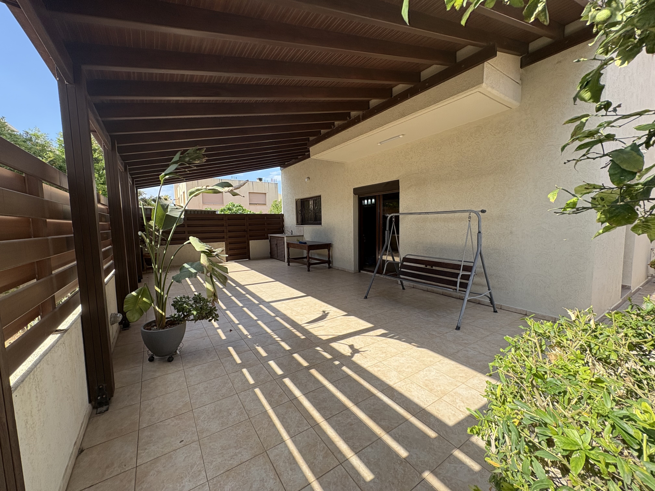 IMG_8929 Spacious 4 – Bedroom House For Rent, Zakaki, Limassol