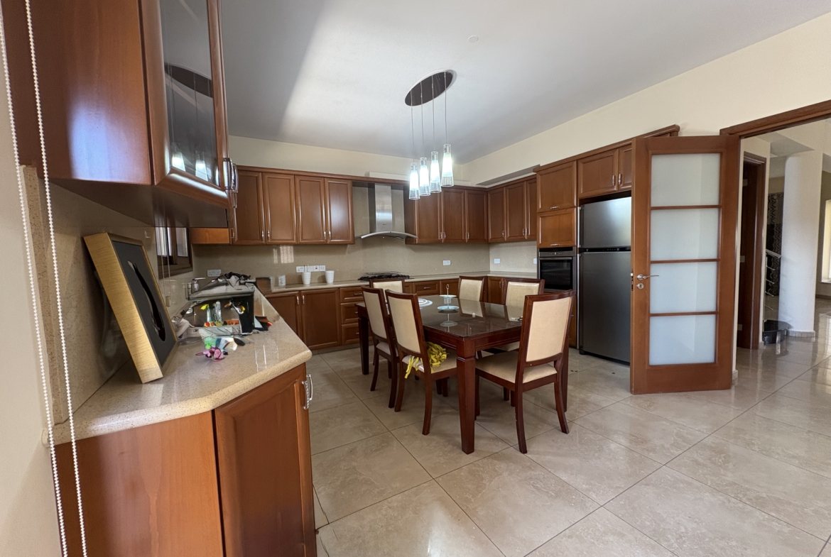 Spacious 4 – Bedroom House For Rent, Zakaki, Limassol