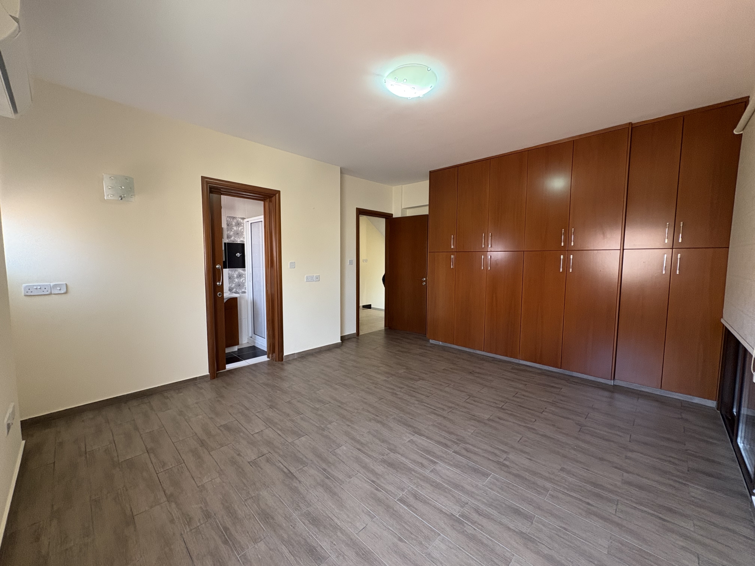 IMG_8937 Spacious 4 – Bedroom House For Rent, Zakaki, Limassol