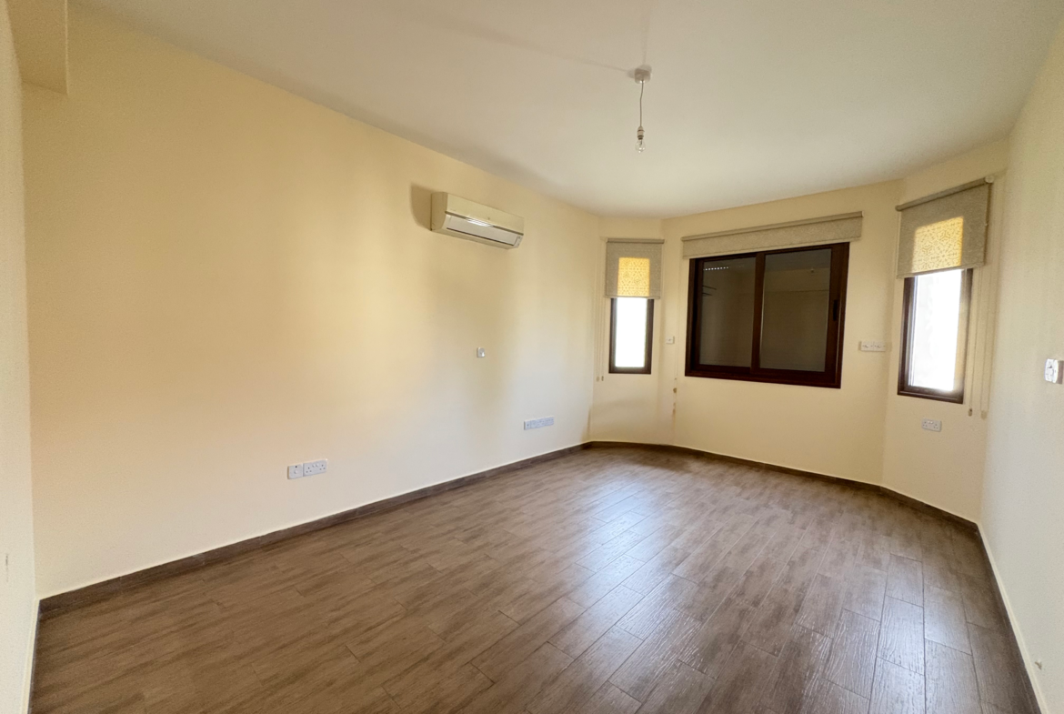 Spacious 4 – Bedroom House For Rent, Zakaki, Limassol