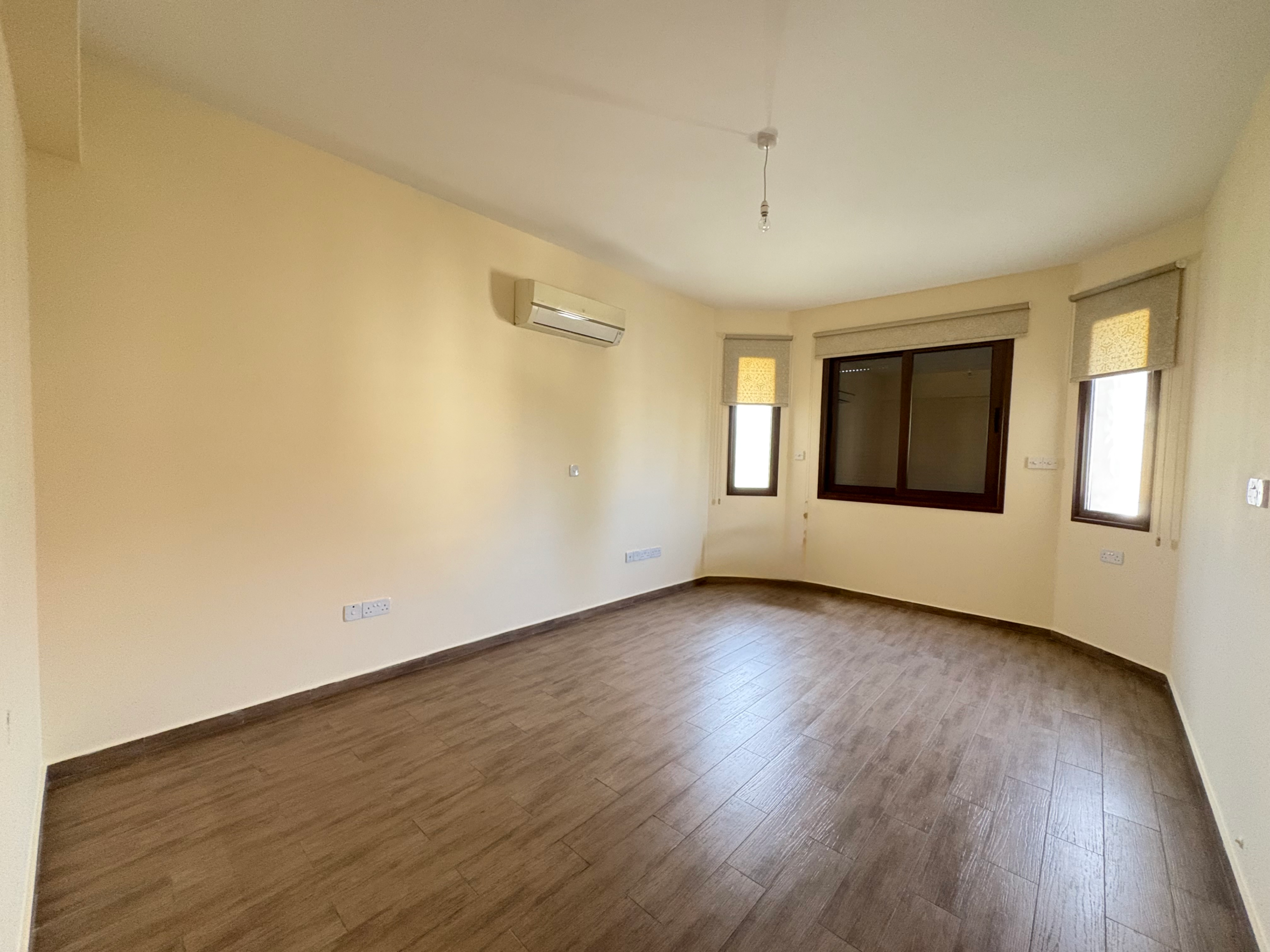 IMG_8939 Spacious 4 – Bedroom House For Rent, Zakaki, Limassol
