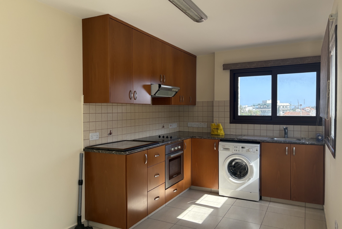Spacious 4 – Bedroom House For Rent, Zakaki, Limassol