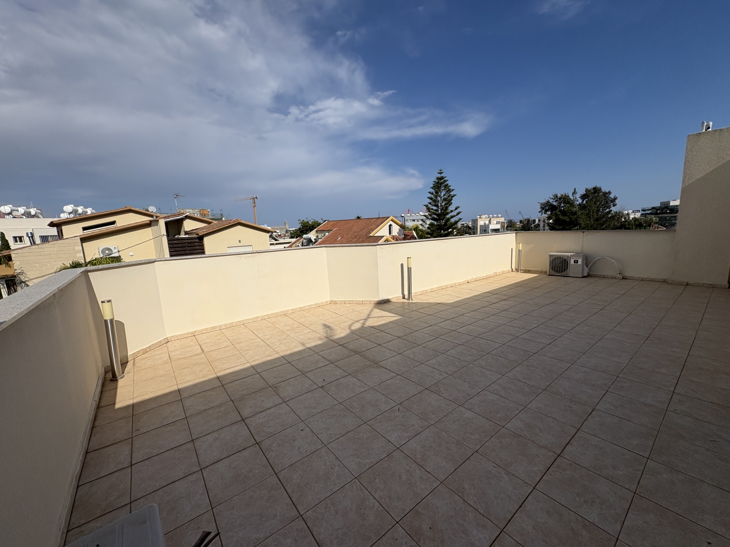 IMG_8952 Spacious 4 – Bedroom House For Rent, Zakaki, Limassol