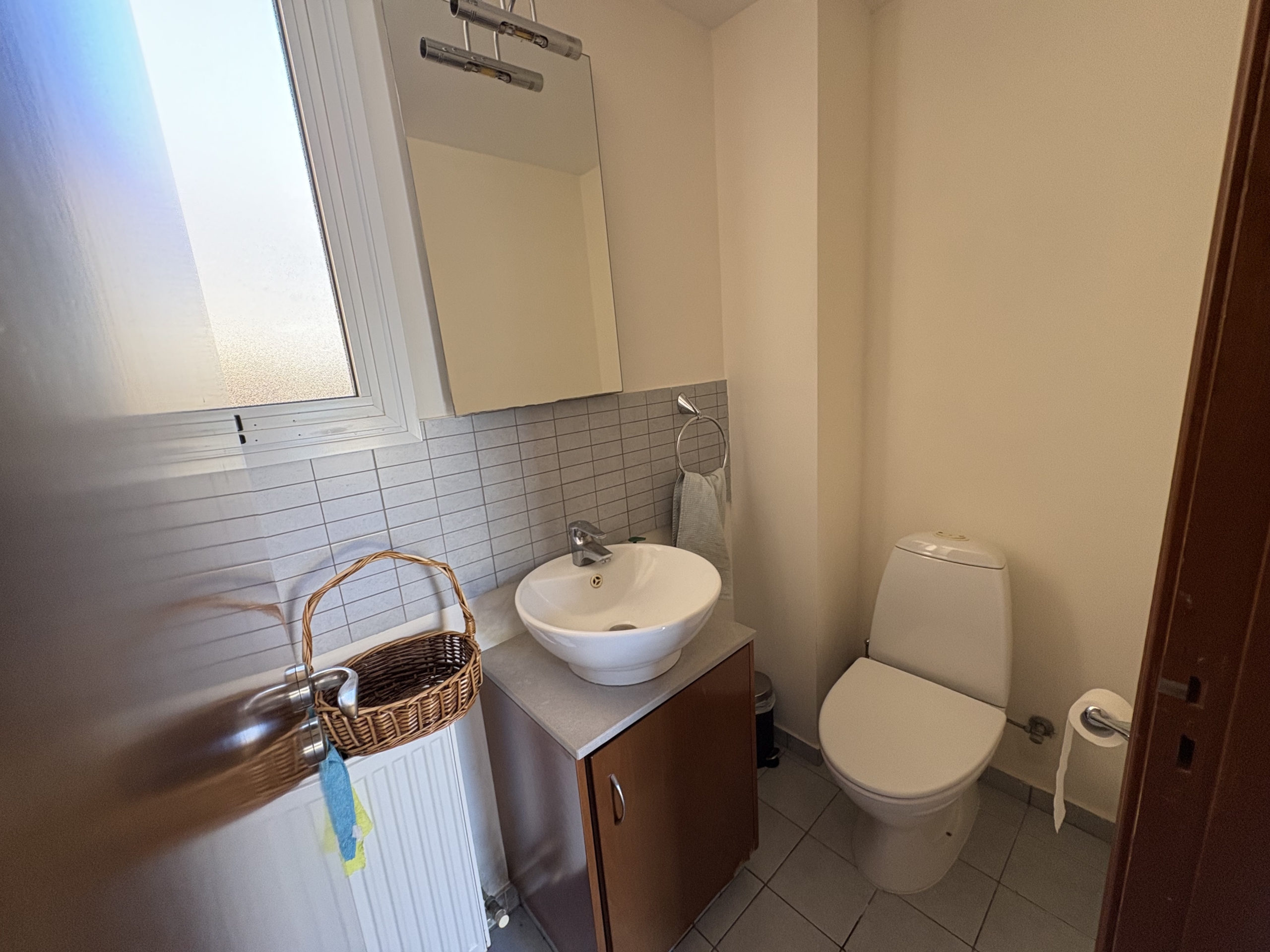 IMG_9603 Spacious 3-Bedroom Detached House for Rent, Walking Distance to the Beach, Potamos Germasogeia, Limassol