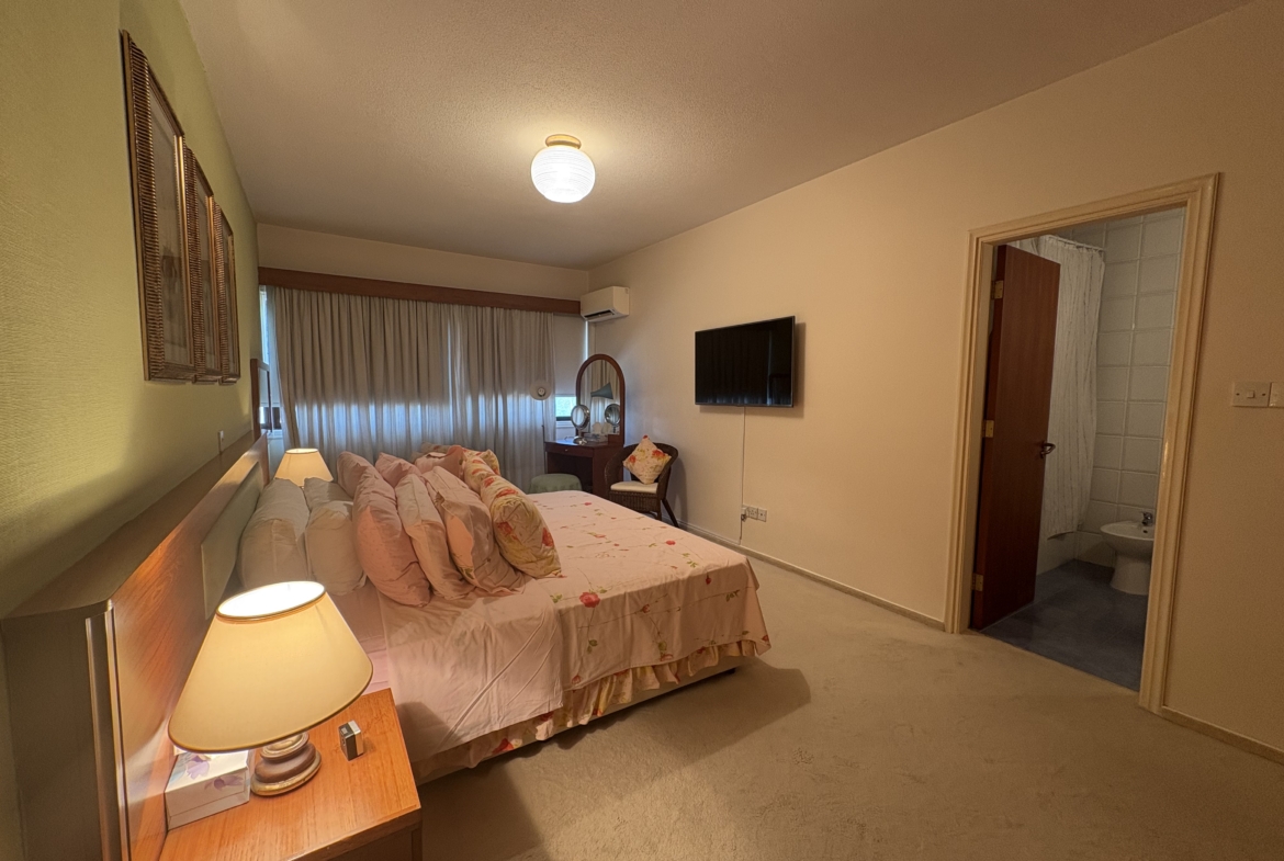 Large 4 – bedroom Penthouse Apartment for Sale, Uninterrupted Sea Views, Enaerios, Limassol