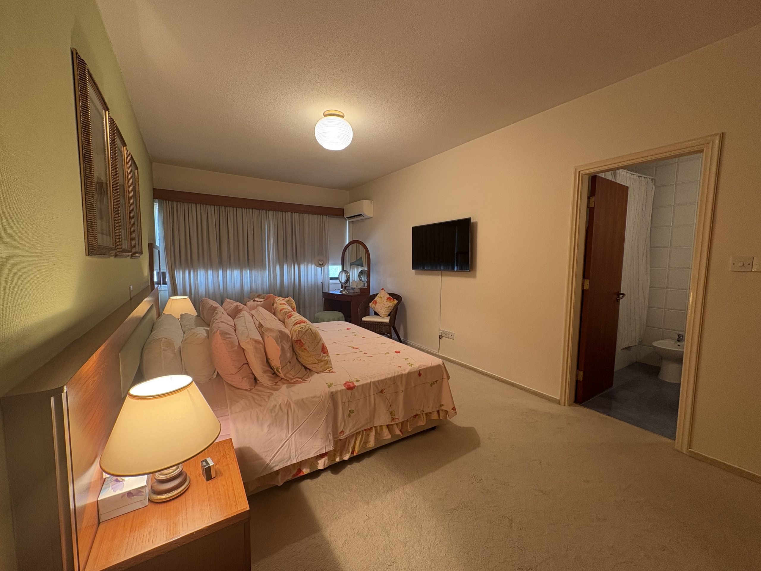 Large 4 – bedroom Penthouse Apartment for Sale, Uninterrupted Sea Views, Enaerios, Limassol