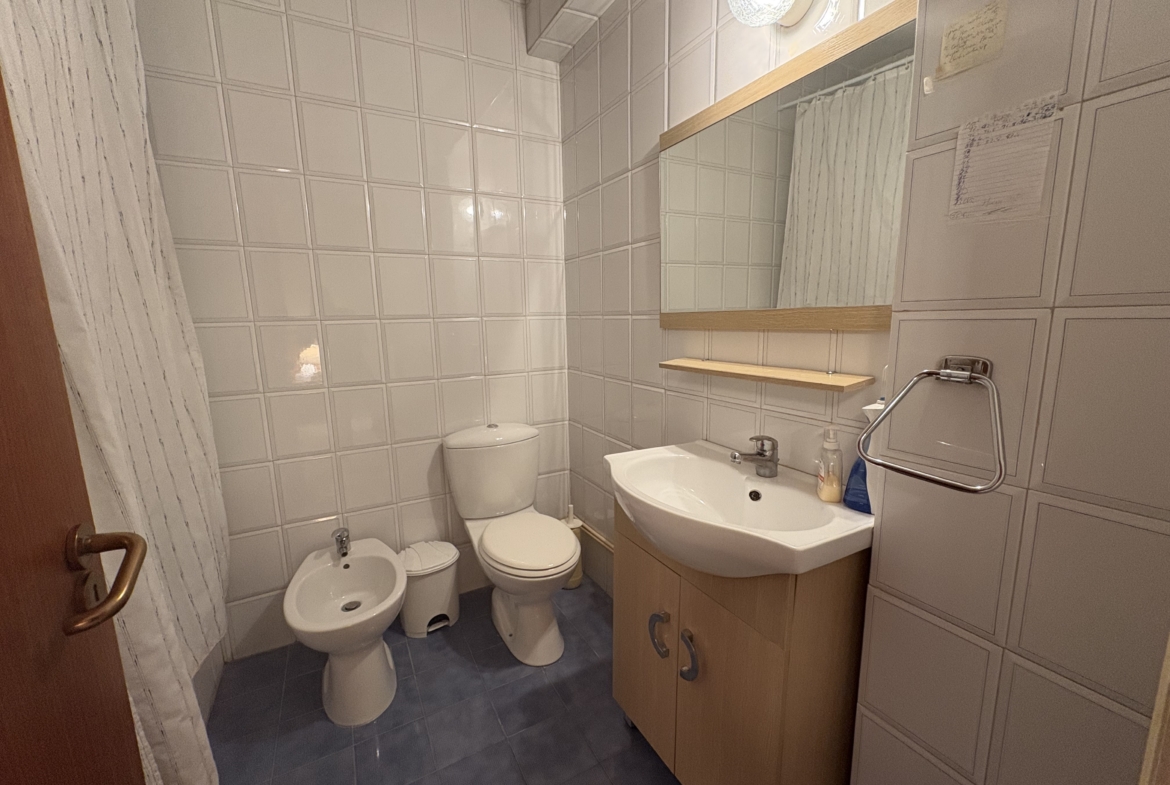 Large 4 – bedroom Penthouse Apartment for Sale, Uninterrupted Sea Views, Enaerios, Limassol