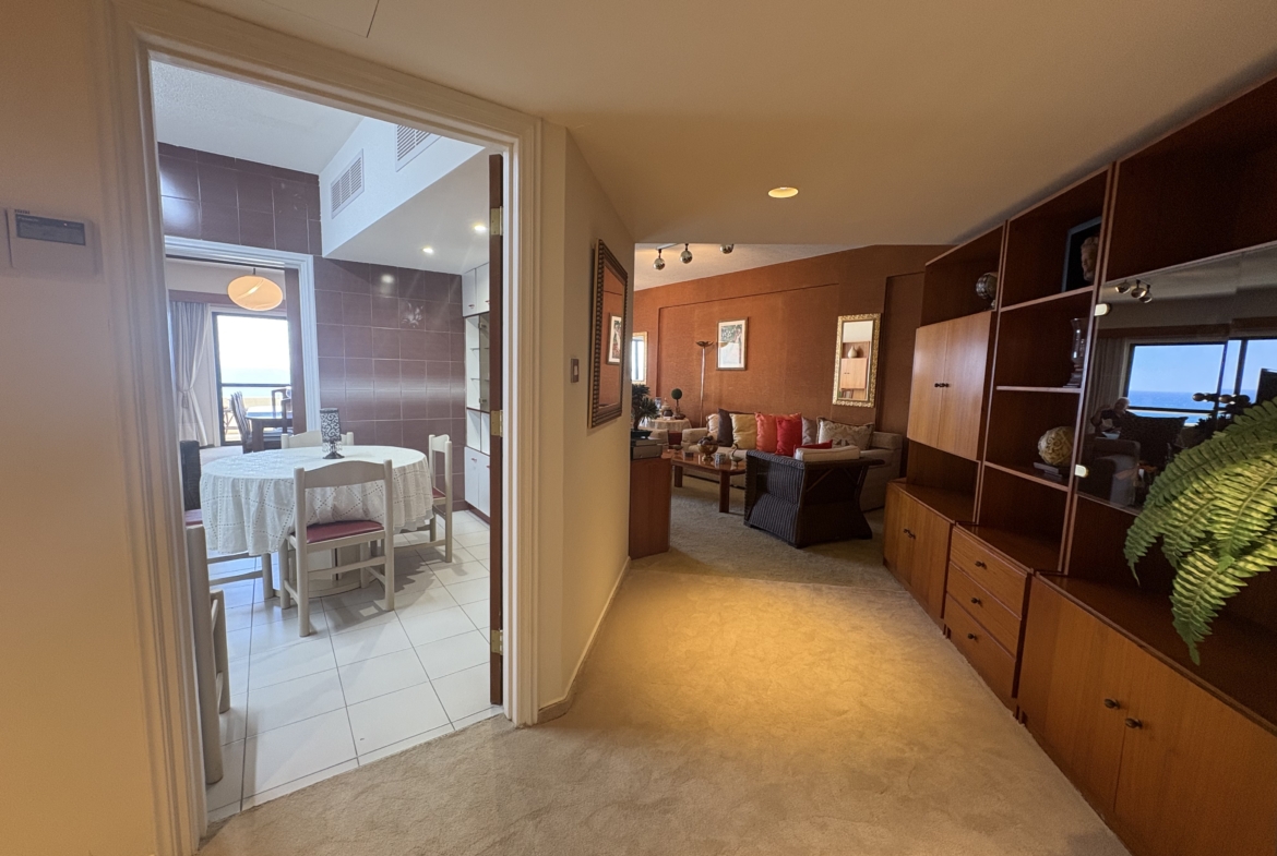Large 4 – bedroom Penthouse Apartment for Sale, Uninterrupted Sea Views, Enaerios, Limassol