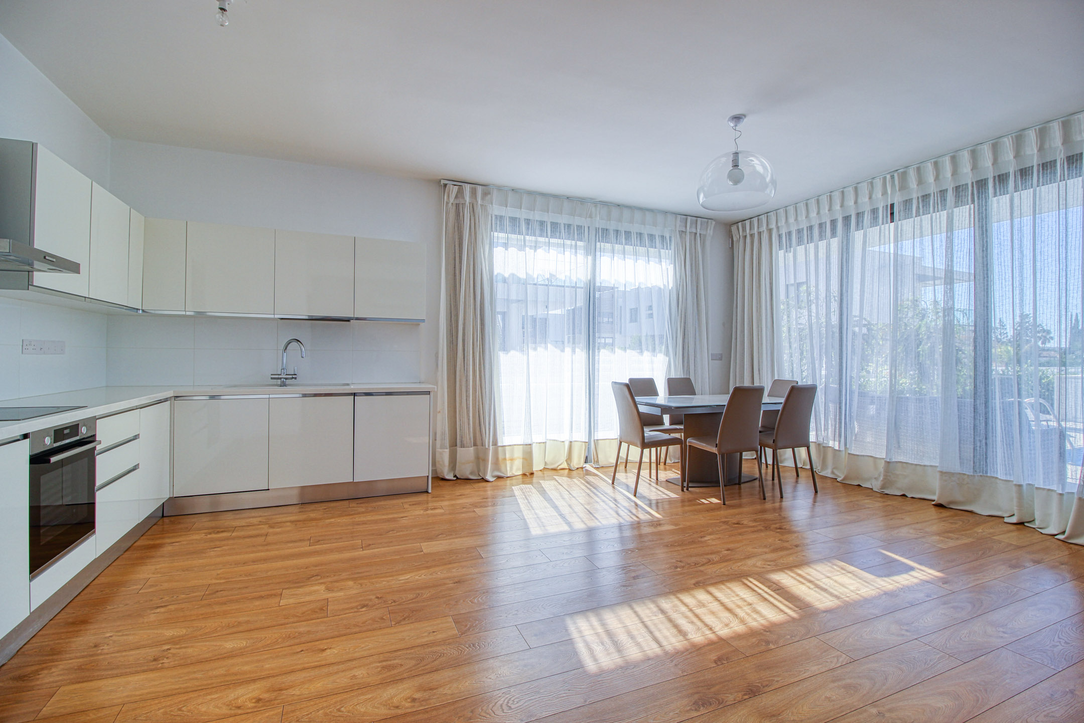 Luxury Key Ready 3-Bedroom Detached Villa with Roof Terrace for Sale, Pyrgos, Limassol