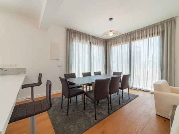Modern Family Villa, Large Gardens , Agios Tychonas, Limassol