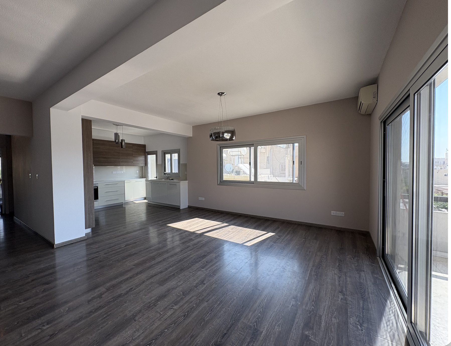 Spacious 3-Bedroom Top Floor Apartment for Rent, Renovated, Mesa Getonia, Limassol