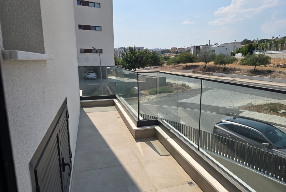 Modern 2-Bedroom Apartment for Rent, Germasogeia, Limassol