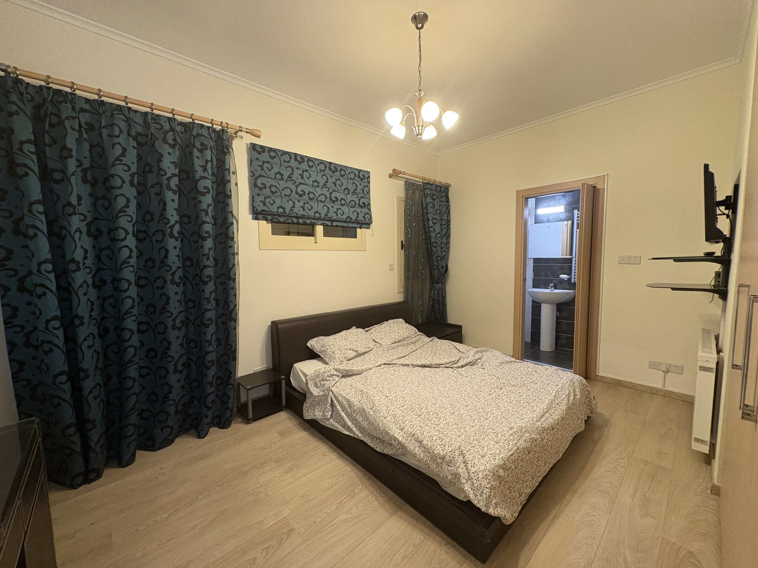 Spacious 3-Bedroom Detached Family House with Pool & Sauna for Sale, Pyrgos, Limassol