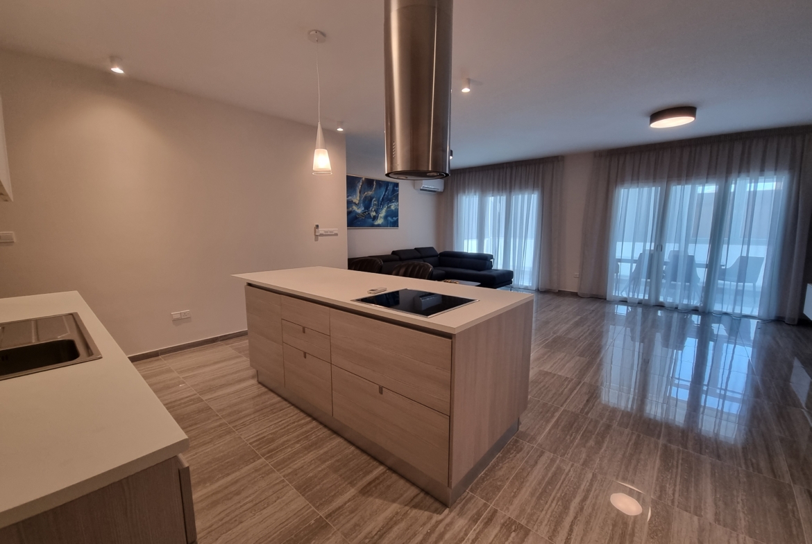 Luxury 4-Bedroom Apartment for Rent, Parekklisia, Limassol