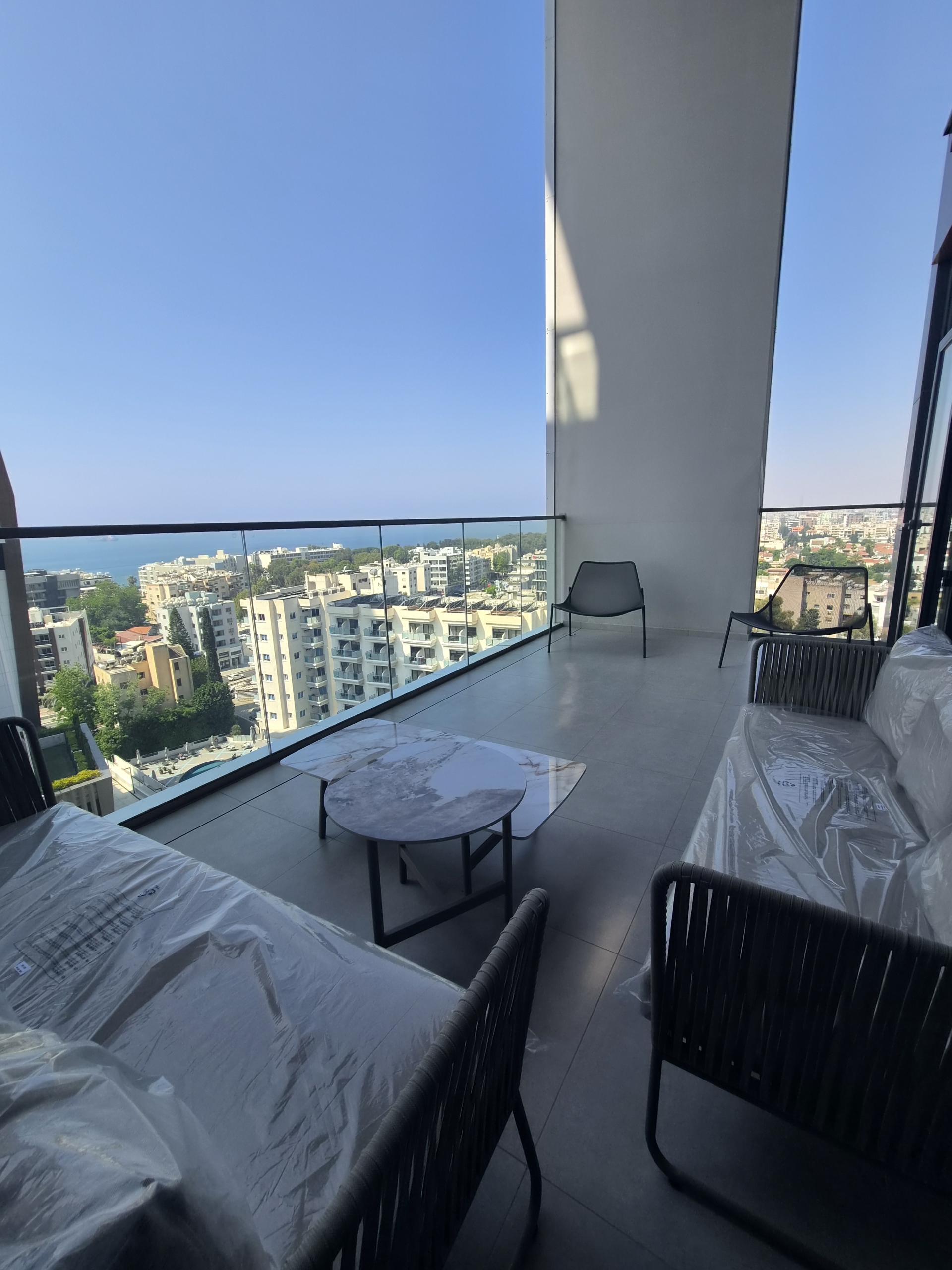 Luxury 4-Bedroom Apartment for Rent, Germasogeia Tourist Area, Limassol