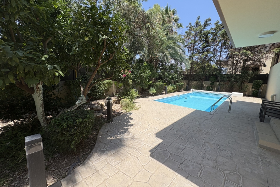Spacious 3-Bedroom Detached Family House with Pool & Sauna for Sale, Pyrgos, Limassol