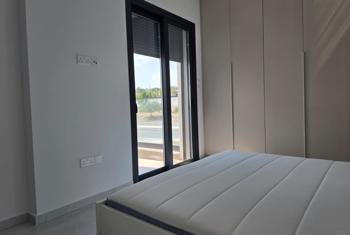 Modern 2-Bedroom Apartment for Rent, Germasogeia, Limassol