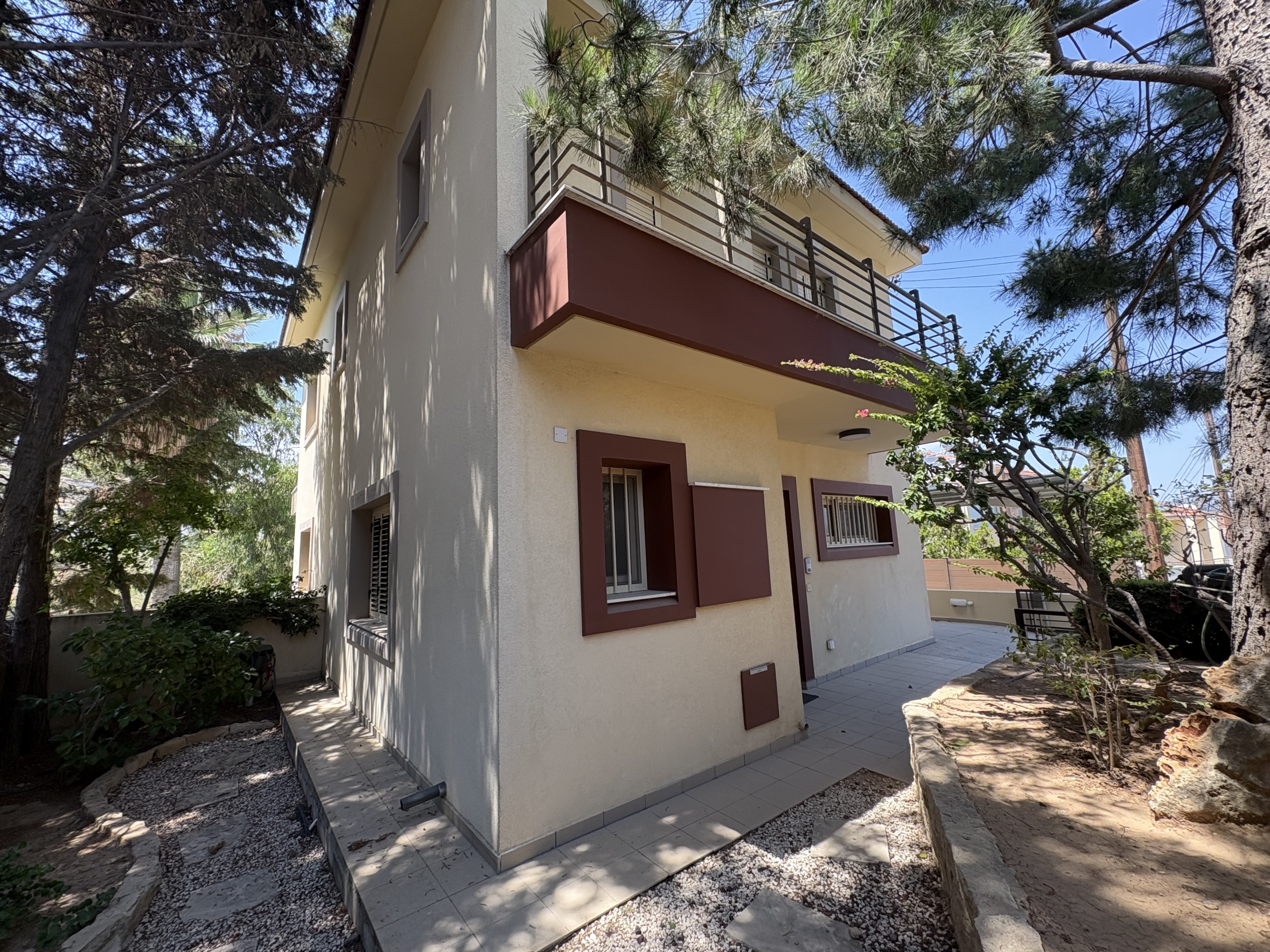 Spacious 3-Bedroom Detached Family House with Pool & Sauna for Sale, Pyrgos, Limassol