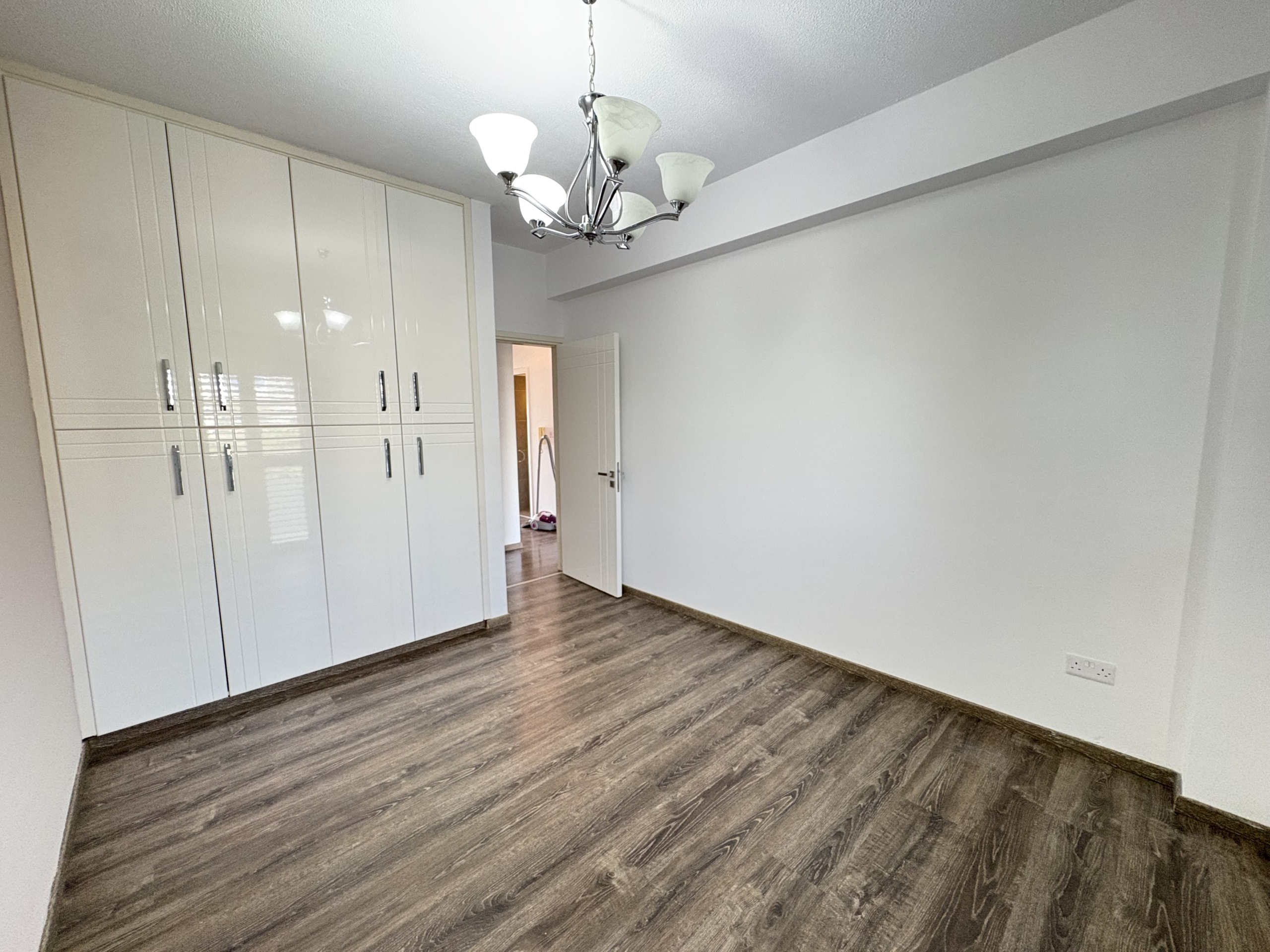 Spacious 3-Bedroom Top Floor Apartment for Rent, Renovated, Mesa Getonia, Limassol