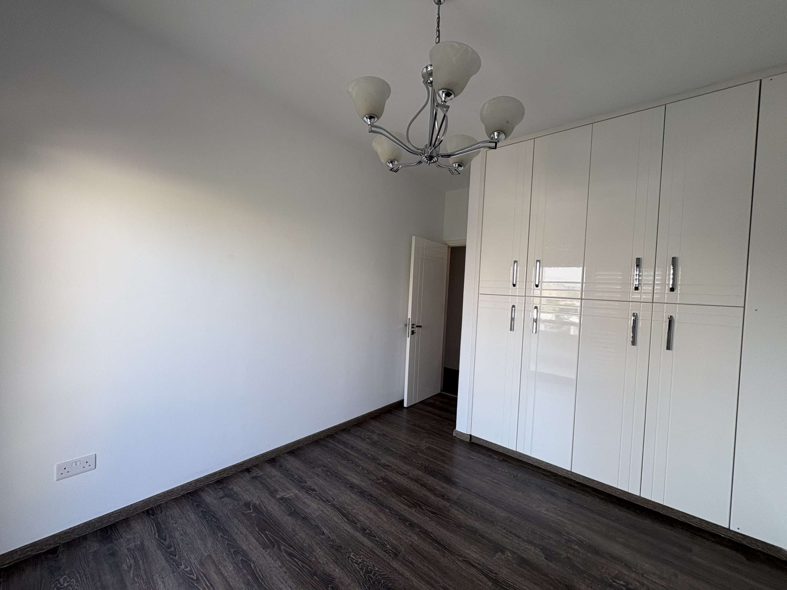 Spacious 3-Bedroom Top Floor Apartment for Rent, Renovated, Mesa Getonia, Limassol