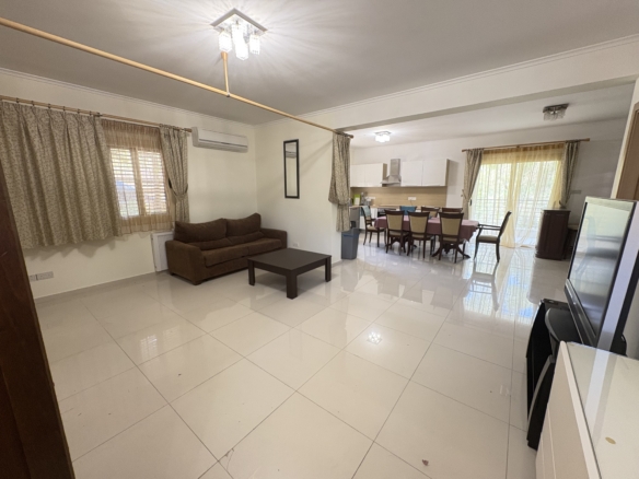 Spacious 3-Bedroom Detached Family House with Pool & Sauna for Sale, Pyrgos, Limassol