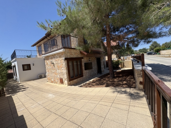 Spacious 4-Bedroom Detached House with Private Pool for Rent, Souni, Limassol