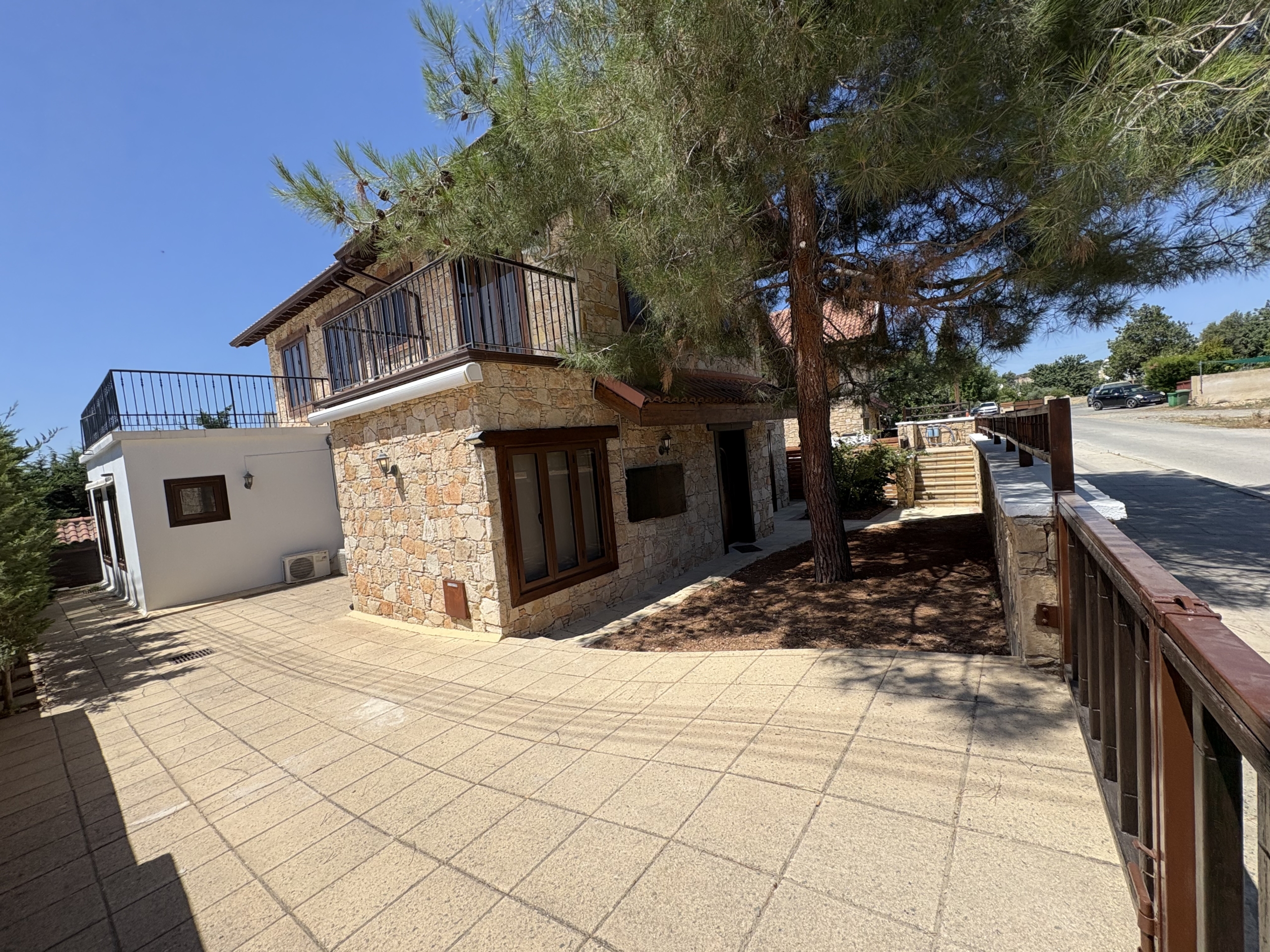 Spacious 4-Bedroom Detached House with Private Pool for Rent, Souni, Limassol