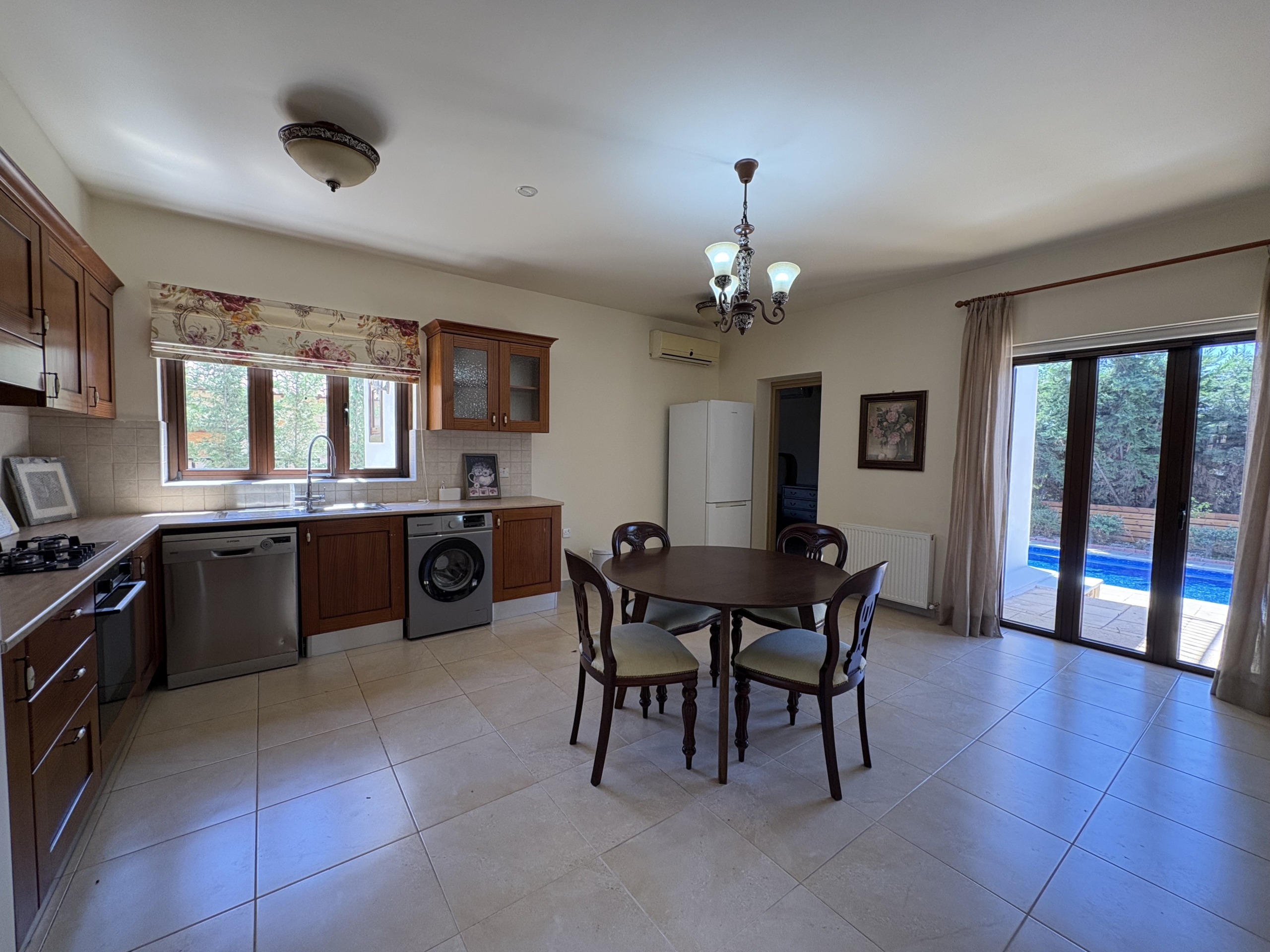 Spacious 4-Bedroom Detached House with Private Pool for Rent, Souni, Limassol