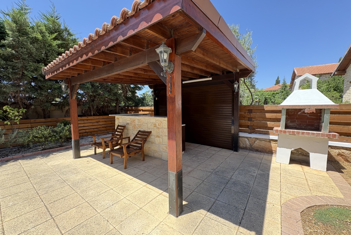 Spacious 4-Bedroom Detached House with Private Pool for Rent, Souni, Limassol