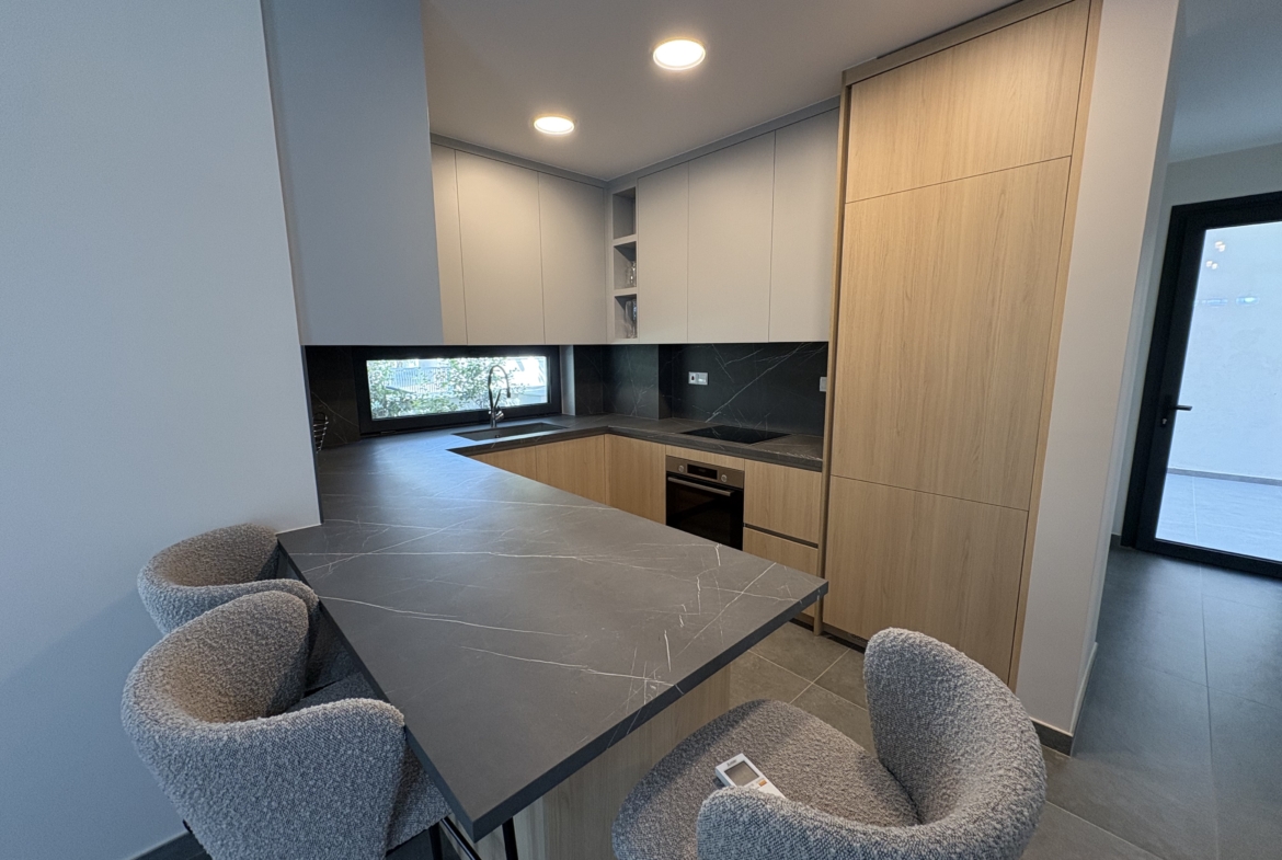 Contemporary 4-Bedroom House for Rent, Agios Tychonas, Limasso