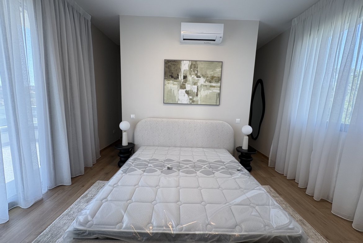 Contemporary 4-Bedroom House for Rent, Agios Tychonas, Limasso