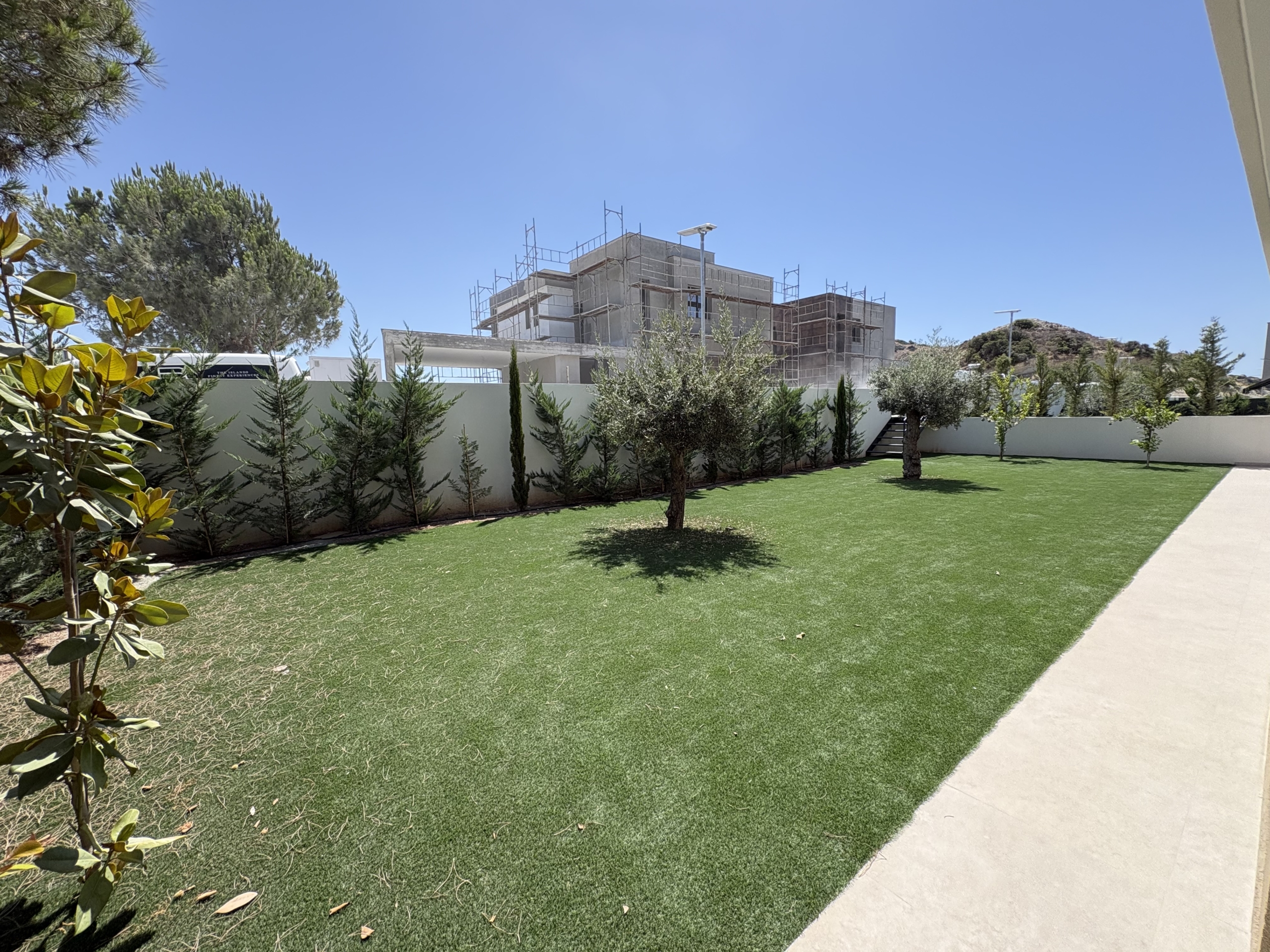 Luxury 4-Bedroom House for Rent, Agios Tychonas, Limasso