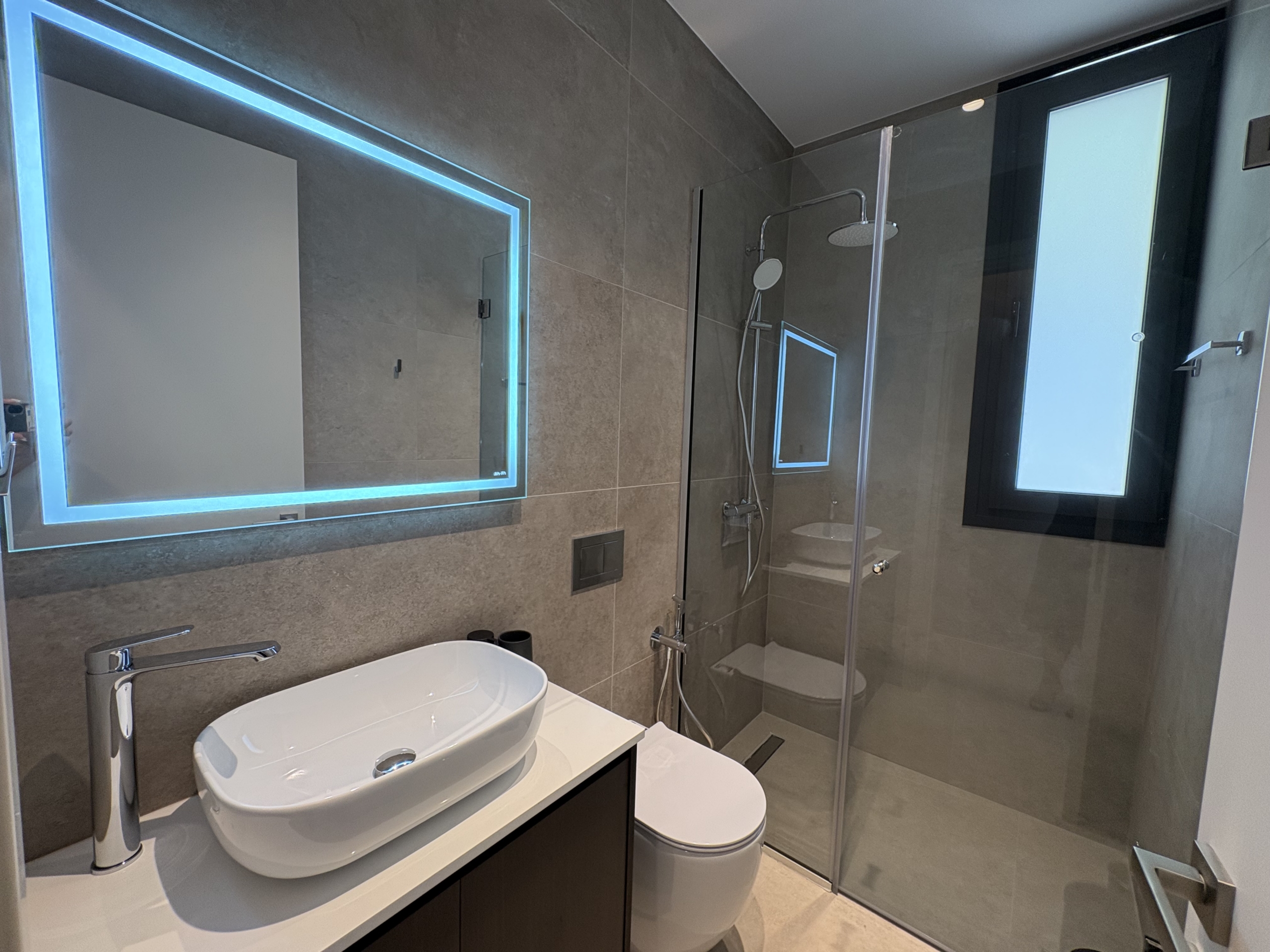 Luxury 4-Bedroom House for Rent, Agios Tychonas, Limasso