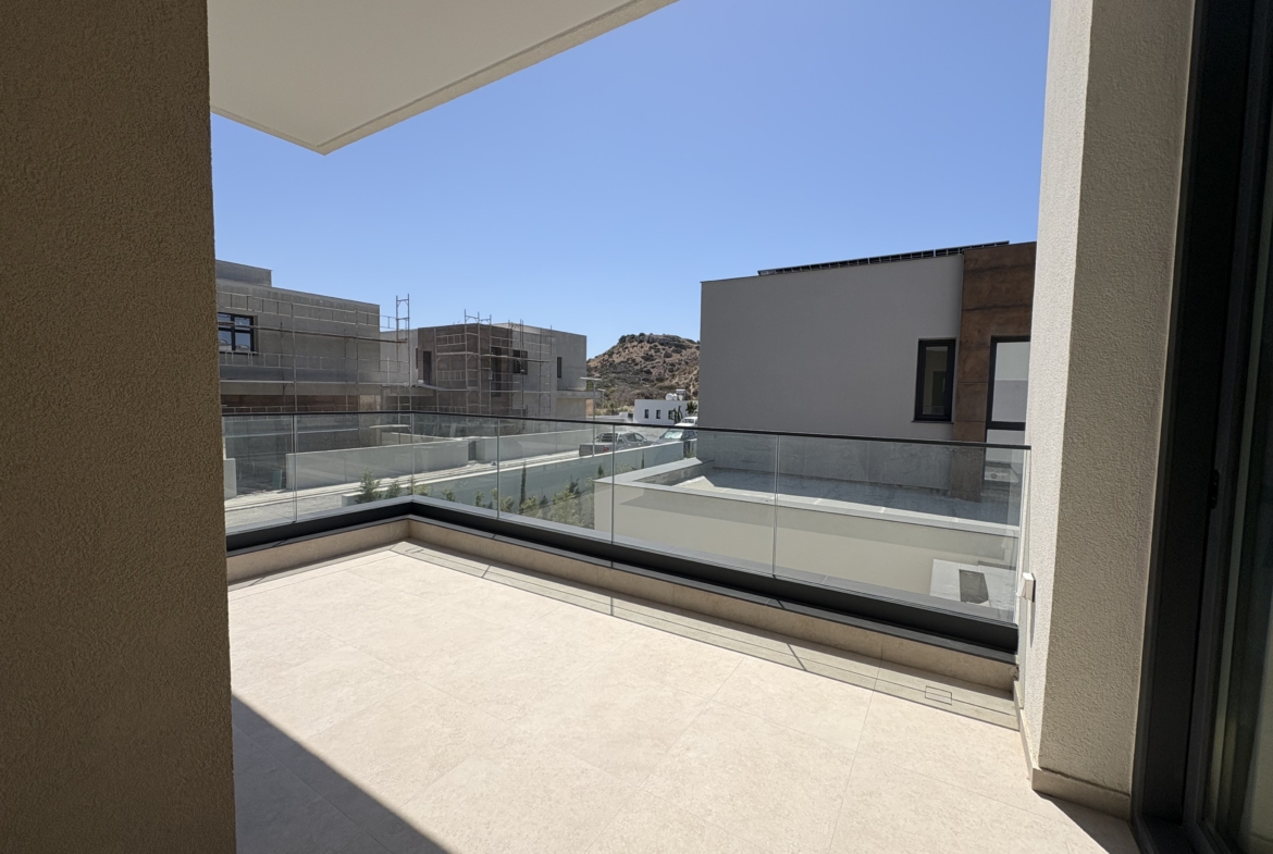 Luxury 4-Bedroom House for Rent, Agios Tychonas, Limasso