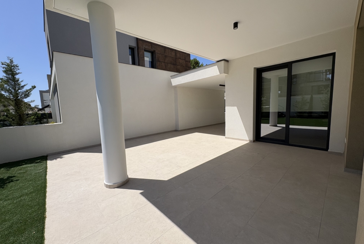 Luxury 4-Bedroom House for Rent, Agios Tychonas, Limasso