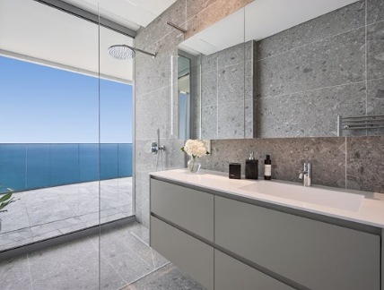 Luxury 1-Bedroom Apart, Neapolis, Limassol