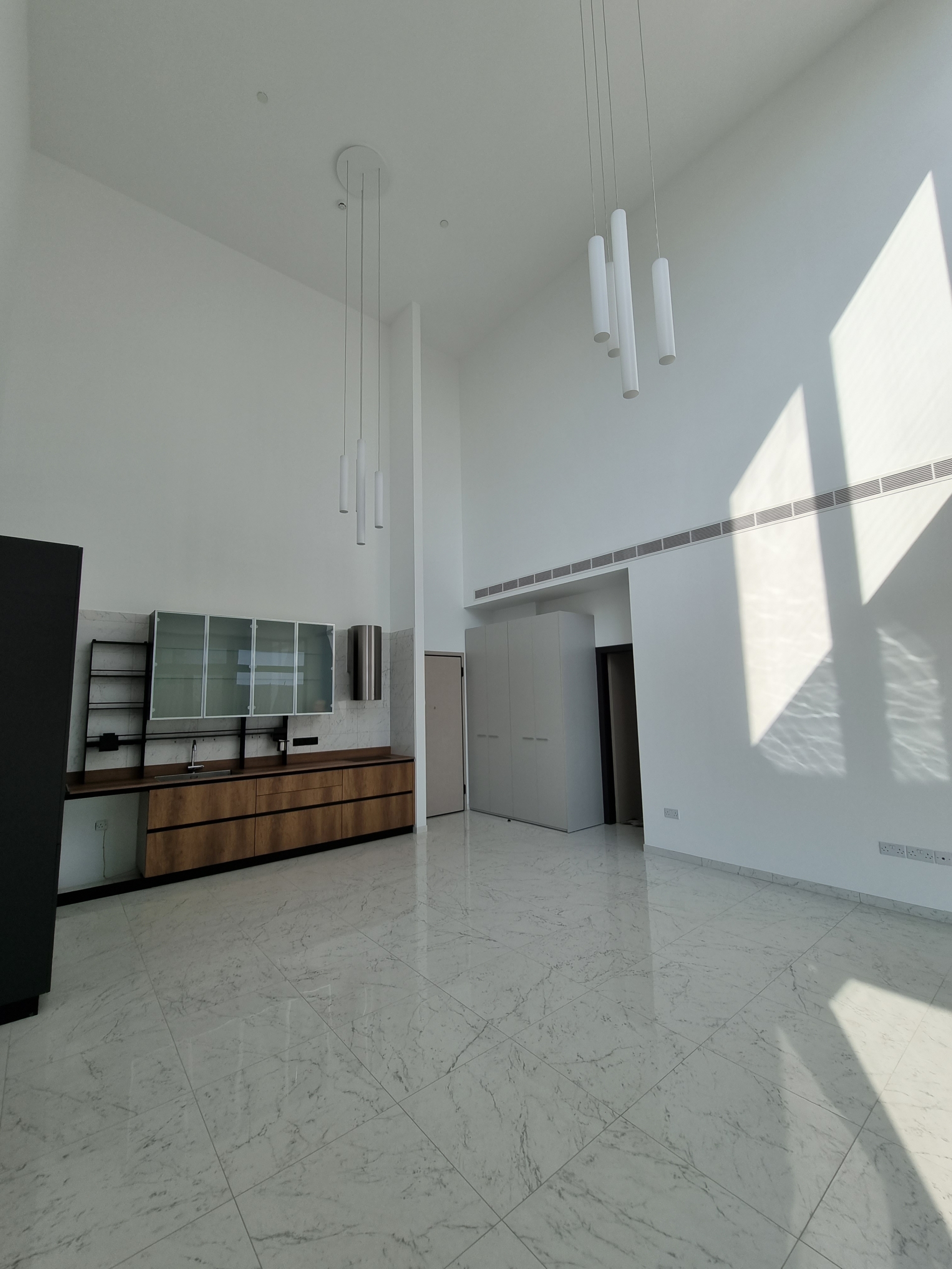 Luxury 2-Bedroom Duplex Apartment with Roof Garden for Sale, Germasogeia Tourist Area, Limassol
