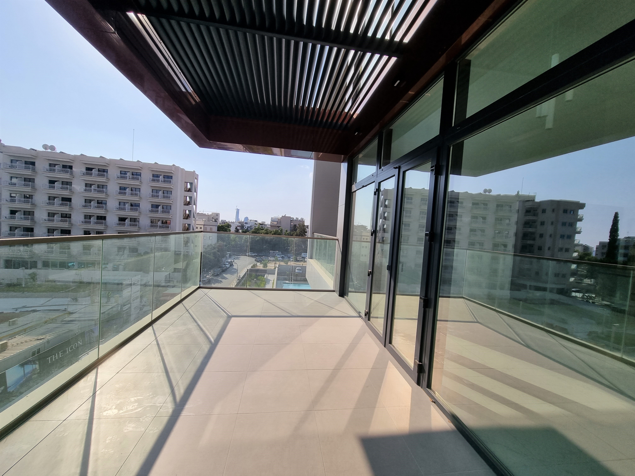 Luxury 2-Bedroom Duplex Apartment with Roof Garden for Sale, Germasogeia Tourist Area, Limassol