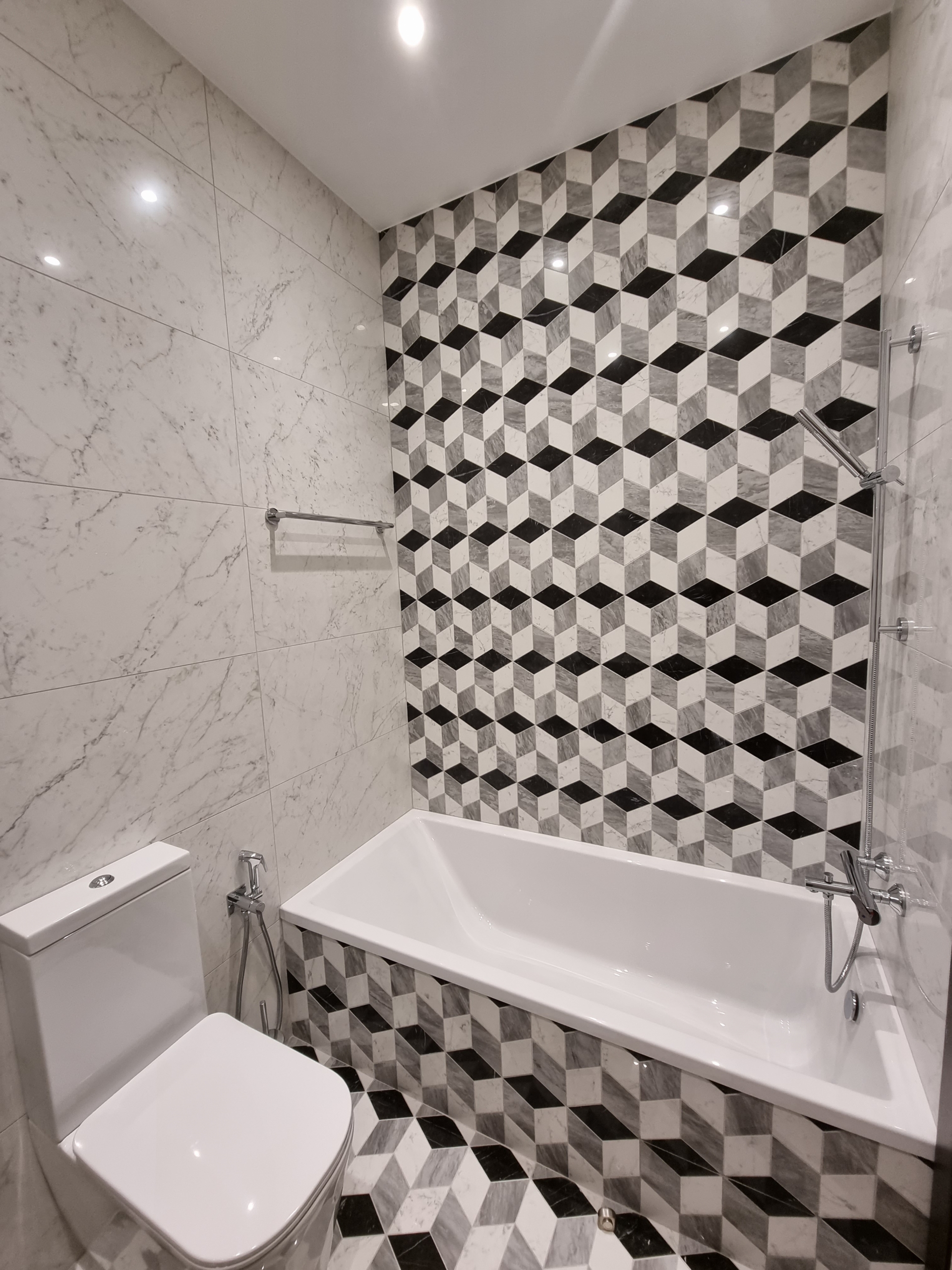 Luxury 2-Bedroom Duplex Apartment with Roof Garden for Sale, Germasogeia Tourist Area, Limassol