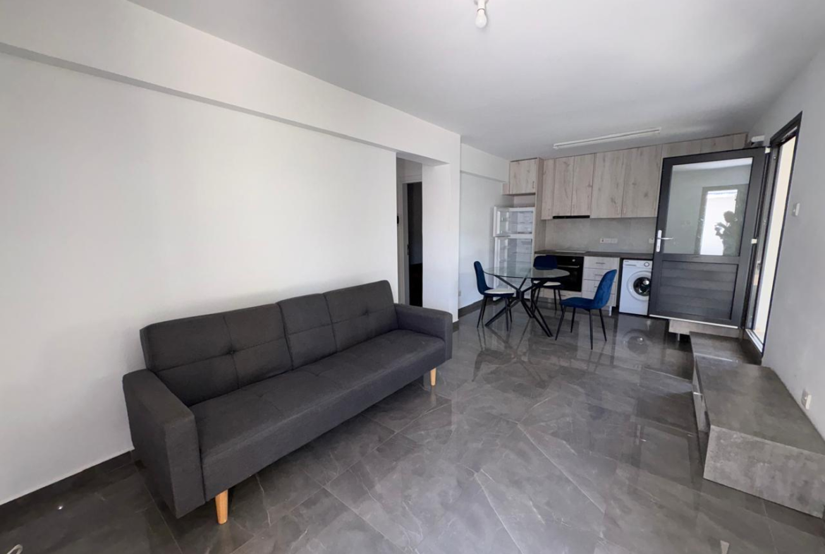 Fully Furnished 2-Bedroom Lower House with Private Yard for Reant, Mesa Geitonia, Limassol