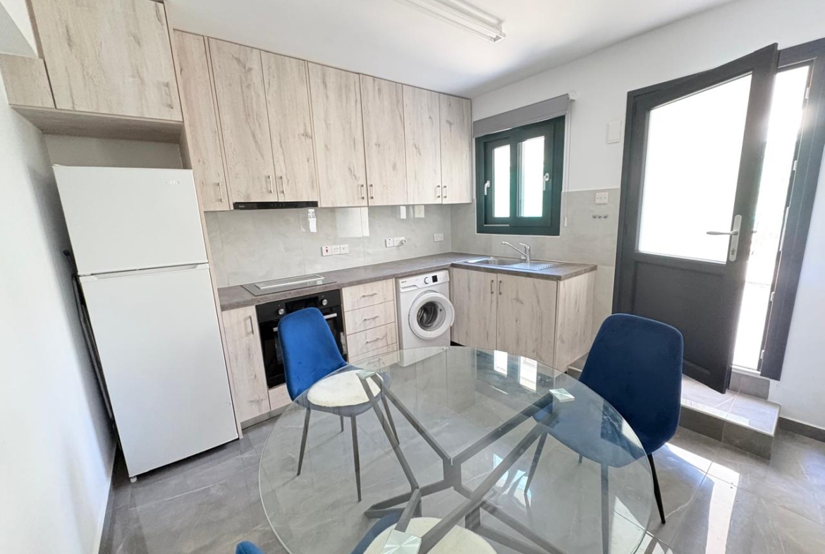Fully Furnished 2-Bedroom Lower House with Private Yard for Reant, Mesa Geitonia, Limassol