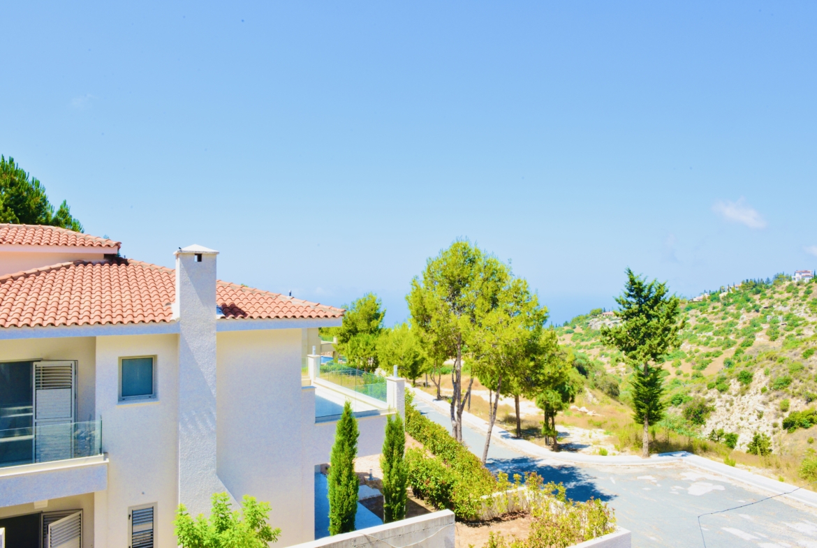 4-Bedroom Villa for Sale, Ready to Move In, Tala, Paphos